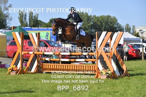 BPP_6892 - CLASS 1 Senior Newcomers/ 1.10m Open