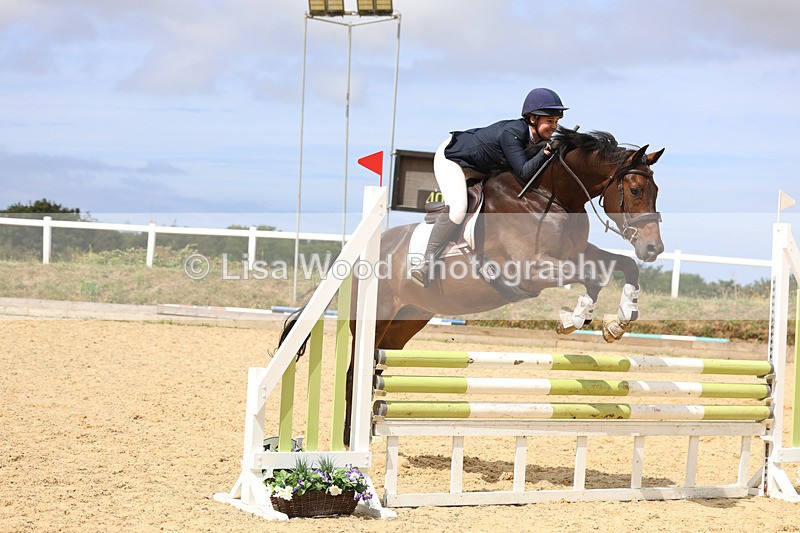 3E7A5143 - Class 4: Senior British Novice/90cm open