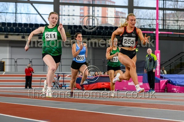 StudInd-913920 - Track Female Set One