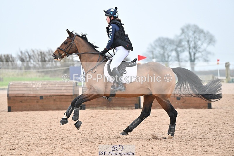 250118-141552-01481 - Cls 3A&B 90cm 13.20 to Coursewalk