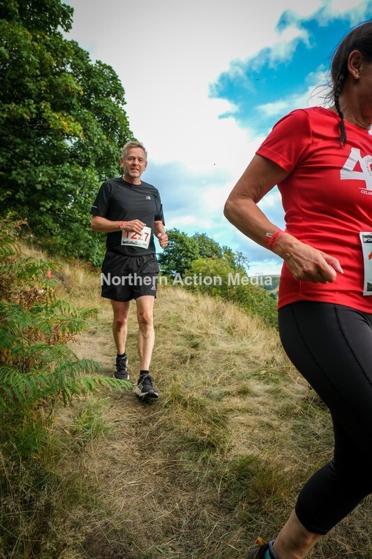 DSCF5572 - Reeth Fell race seniors