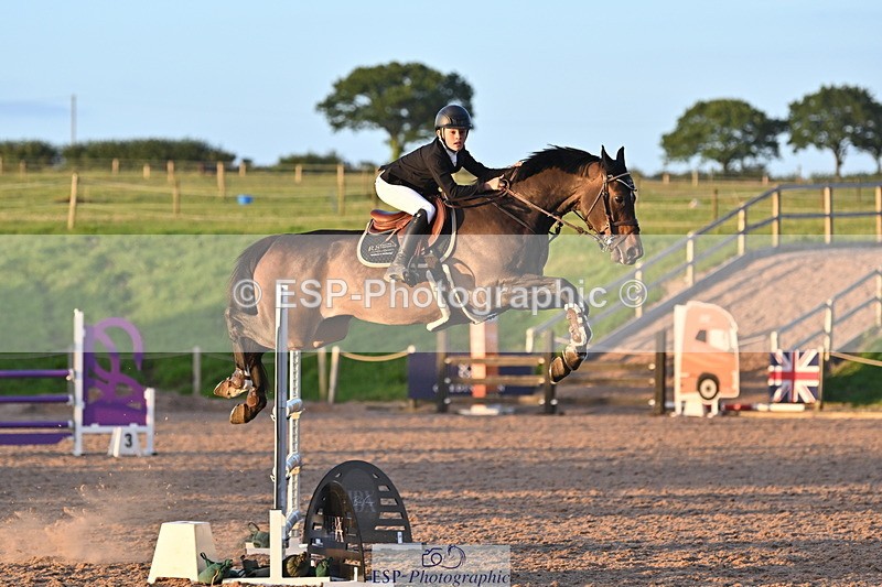 240628A-205626-02090 - Cls 8 Children on Horses 1.05m