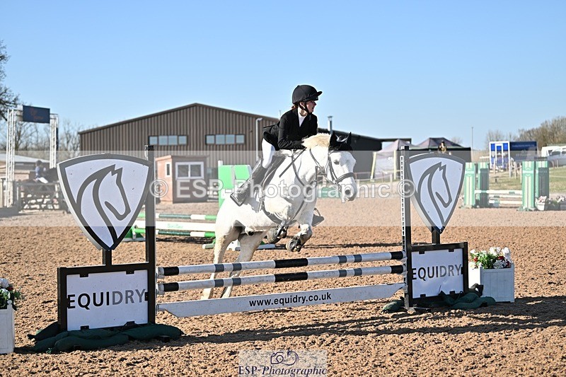 250401-172054-00370 - 70cm classes