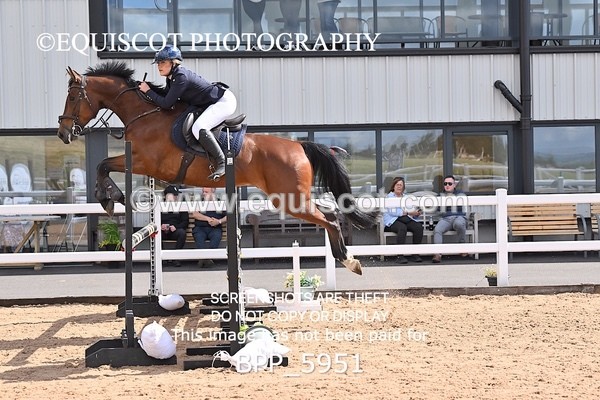 BPP_5951 - CLASS 10 THURS Nupafeeds Senior Dicovery/1m open