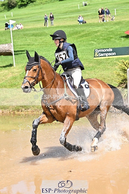 240525-133314-14462 - 152-MODRIX_DOR_VAN_DE_MISPELAERE-Annabel_Walsh