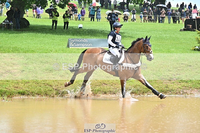 240526-133741-22961 - 520-LONDON_52-Laura_Collett