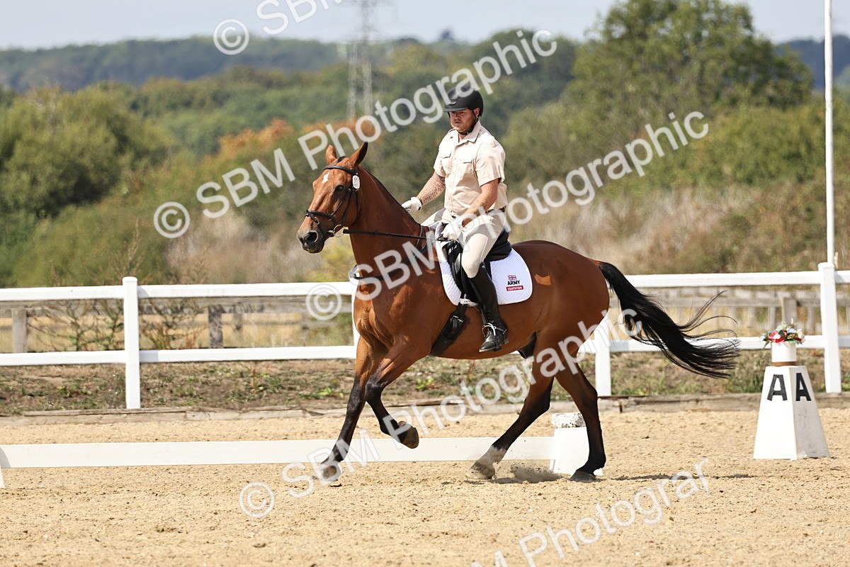 SBM_018746 - Class 16 - Novice 5 - 12.08-13.11