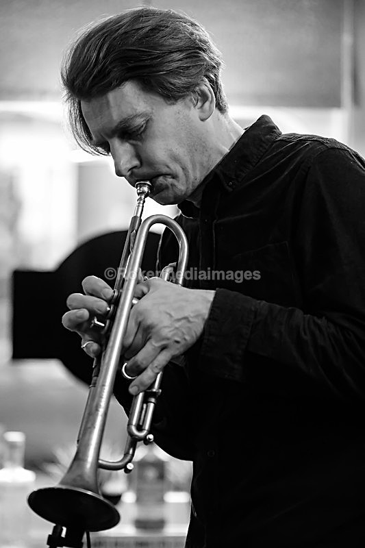  - BEN THOMAS & DAVIDE LOGIRI TRIO