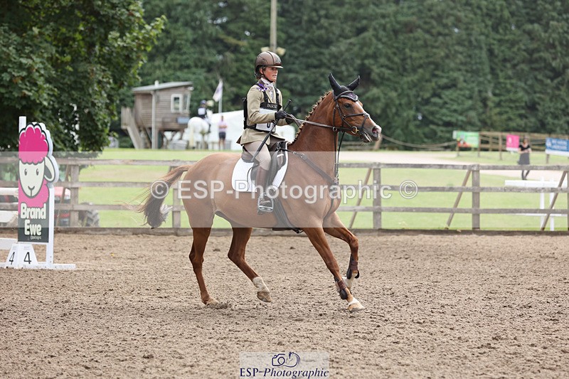 240804-111917-11604 - 369-Melissa_Joannides-STELLA_NOVA