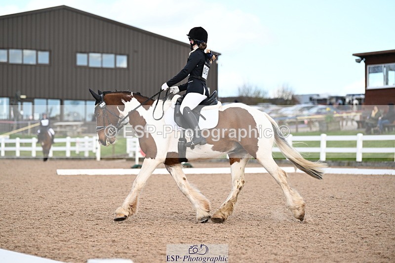 240324A-130521-02779 - Novice 27, 12.30 to 13.50