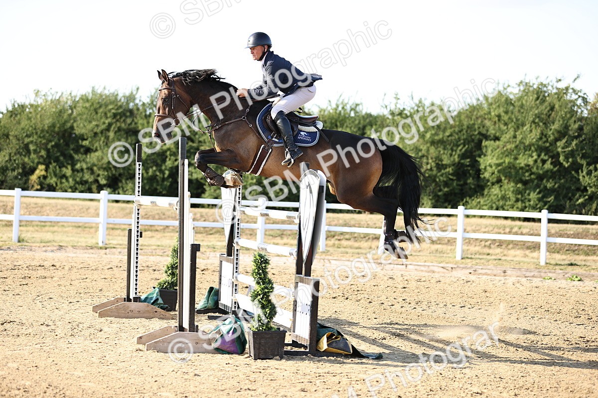 SBM_015956 - Class 18 - Senior 1.35m Open