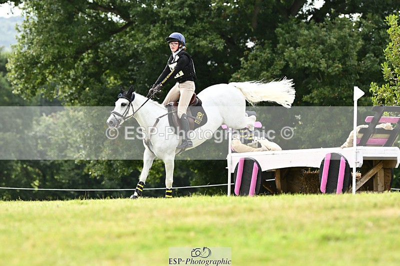 240825X-145644-35544 - 80cm XC 14.30 to 15.30