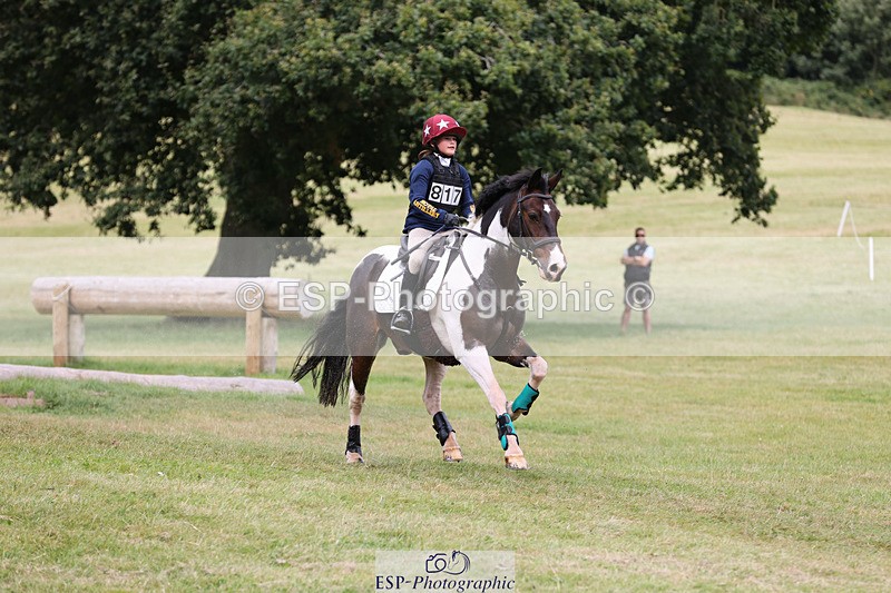 240825X-155943-36376 - 80cm XC 15.30 to 16.30