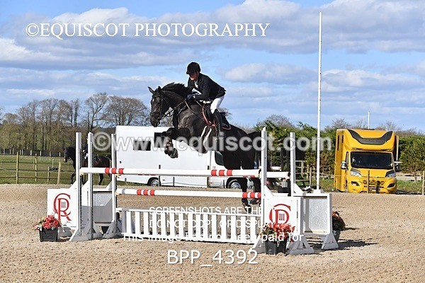 BPP_4392 - CLASS 9 FRI National 1.30m/1.40m Open Handicap