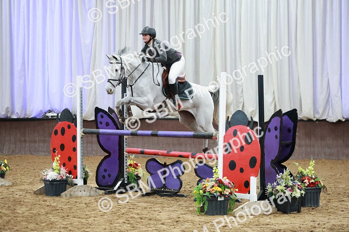 SBM_004342 - Class 17 - Senior Newcomers - 1.10m