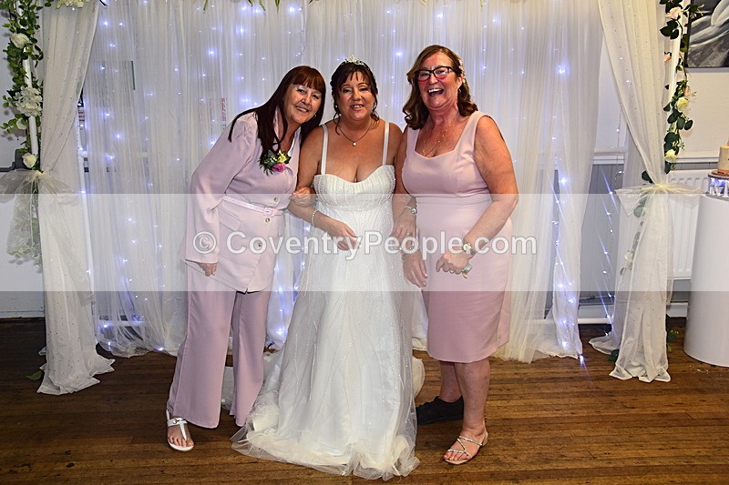 MAL-1065 - Matt and Lisa