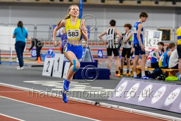 AgeInd25SAT-919978 - Track Female Set Two