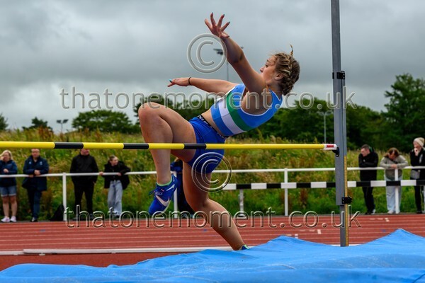 ComMast25-919737 - Field Female Set One