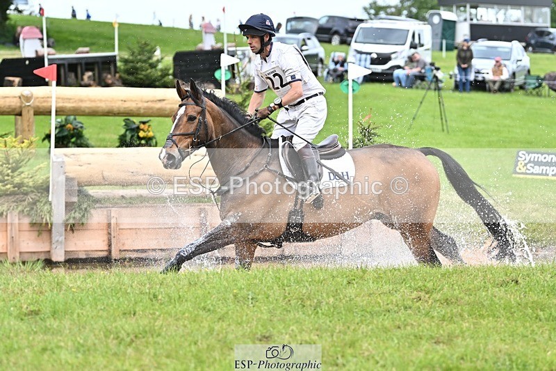 240525-153914-17226 - 222-KILCANNON_SENSATION-Harry_Meade