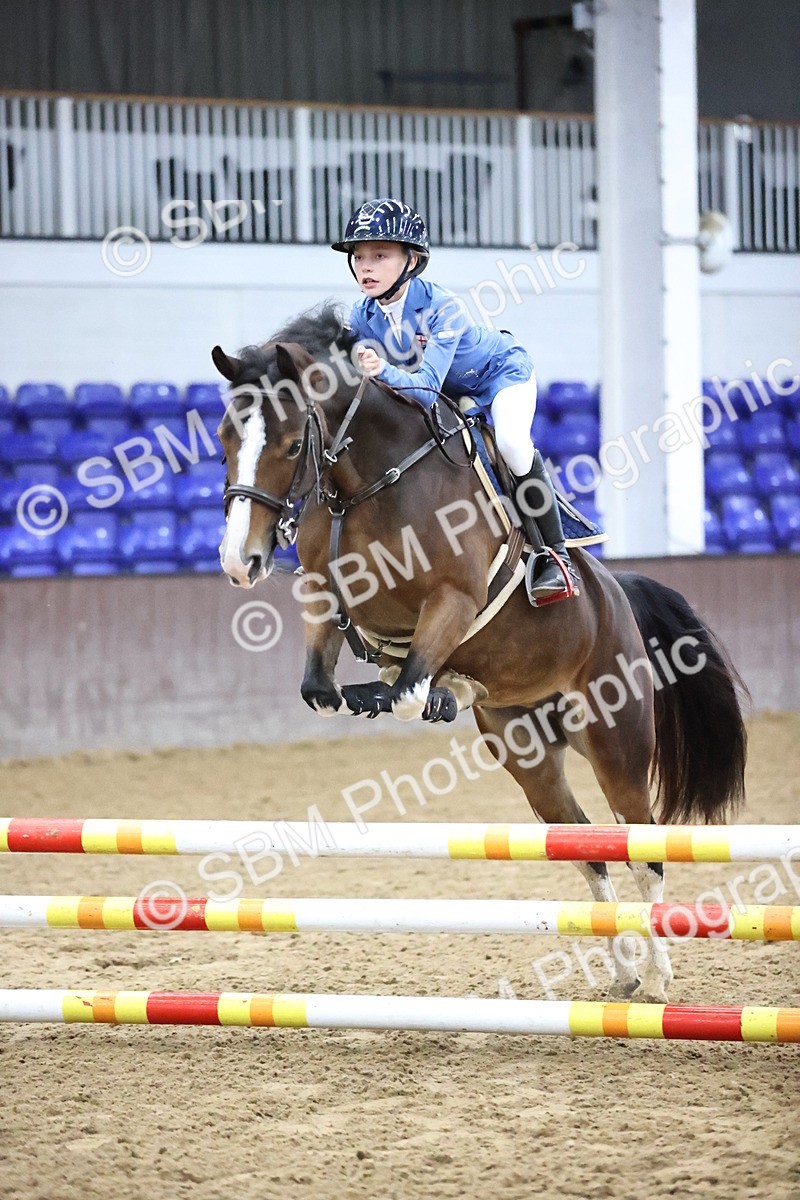 SBM_000043 - Class 1 - Pony Intro 70cm Open