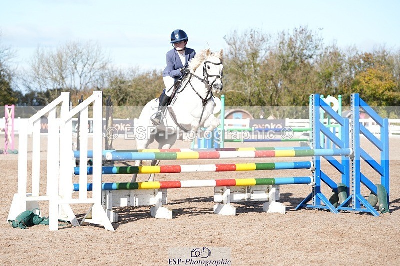 251025-130506-00467 - Cls 9 Pony Winter Discovery and 90cm