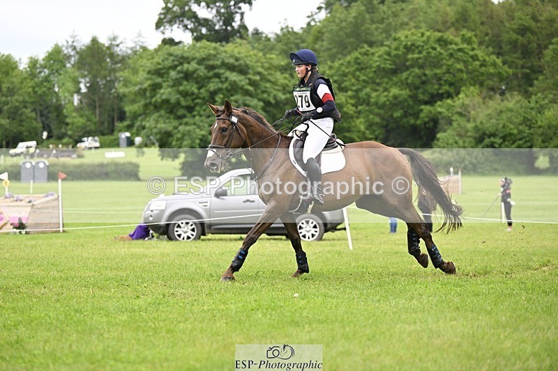 240525-170100-18508 - 279-MHF_LADY-Poppy_von_Maltzahn