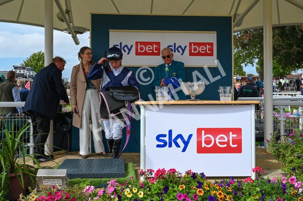 220824-Race 1-Celandine-6386 - Race 1 1.50pm Sky Bet Lowther Stakes