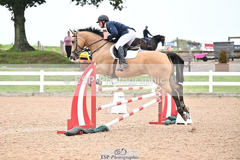 250917-125442-00569 - Cls 3 Snr 1.05m Open