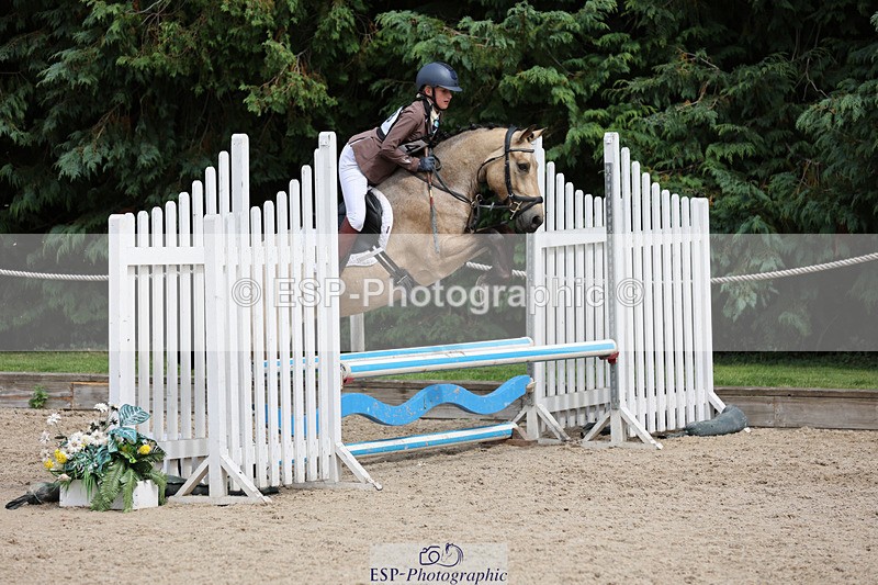 240823X-142832-18412 - 70cm R1 13.45 to 15.30