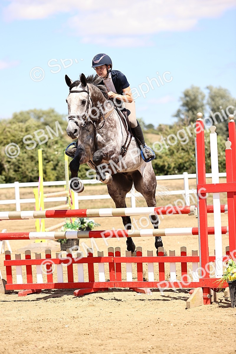 SBM_014401 - Class 15 - Senior Newcomers - 1.10m Open