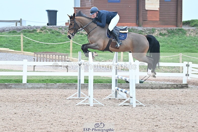 240113A-150506-02453 - Cls 15 National 1.30m and 1.40m