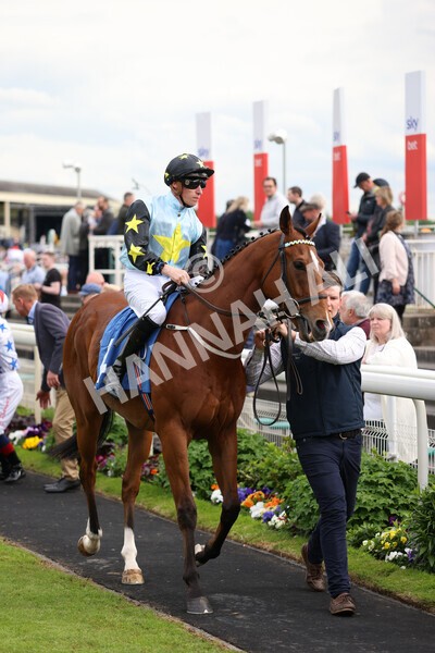 yr22052022r4-8 - Race 4: 5:05pm Sky Bet Sunday Mile