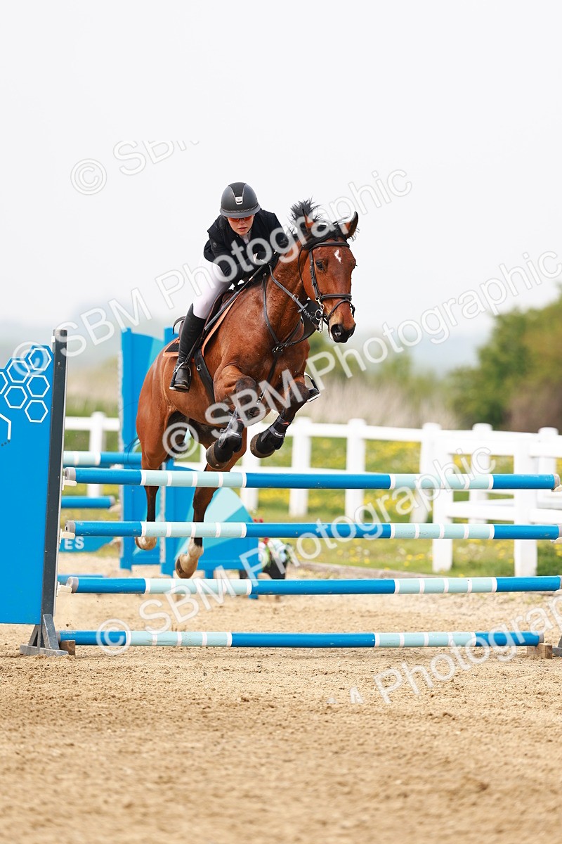  - Class 18 - Senior Newcomers - 1.10m