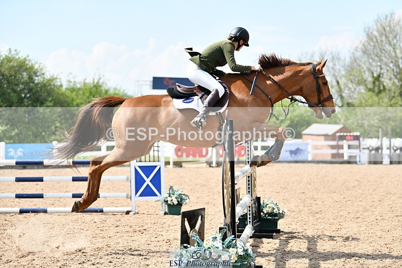 240512A-152710-19350 - Cls 43 95cm National Am Quali
