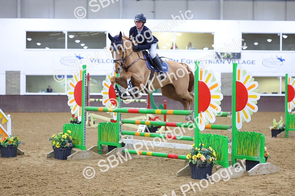 1I0A4965 - Class 9 - Senior Newcomers/ 1.10m Open