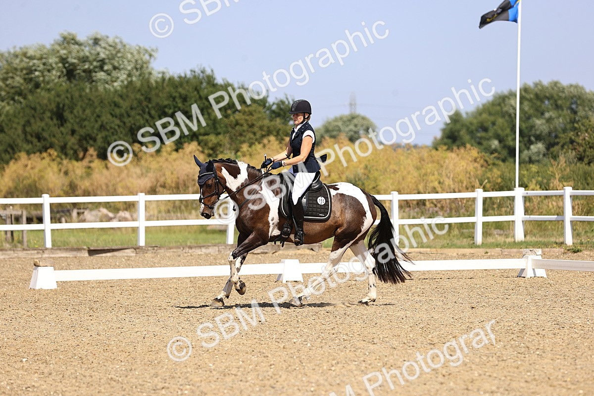 SBM_009424 - Novice 5 - 9.50-10.53