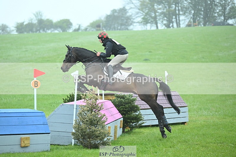 250418-104712-01267 - 062-Georgina.Ewell-KILCARNA.BARNEY