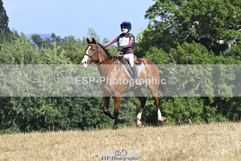 250824A-154928-39469 - 2173-Esmae.Leonard-Red