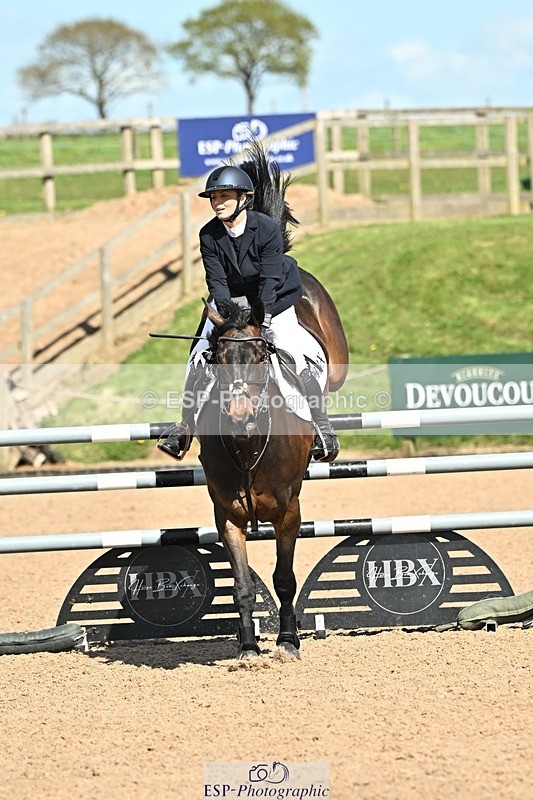 250416-150607-01605 - Cls 6 Foxhunter and 1.20m