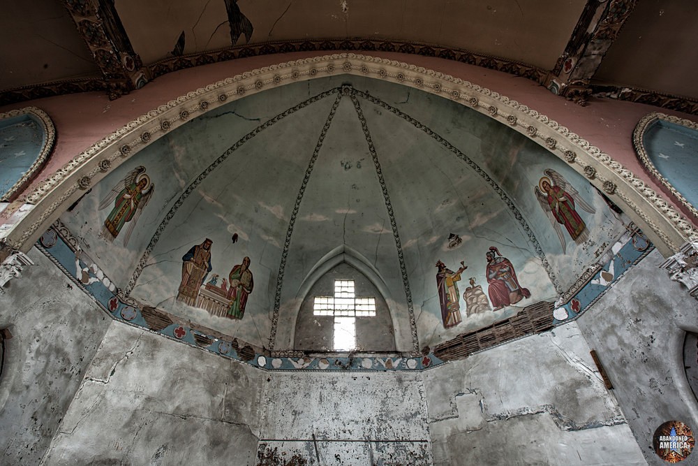  - Holy Trinity Roman Catholic Church