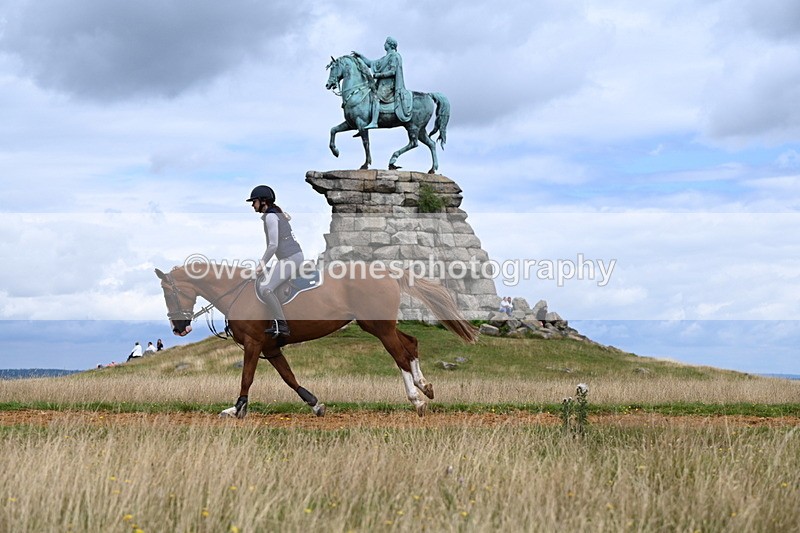 DSC_7101 - Time at Statue 12:45 to 13:15