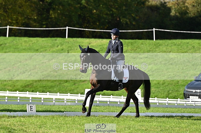 251024A-100907-07986 - F-452-Suzy.Stoneman