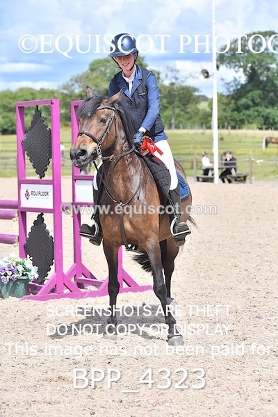 BPP_4323 - CLASS 18 SUN Stepping Stones 128/ 138cms Handicap