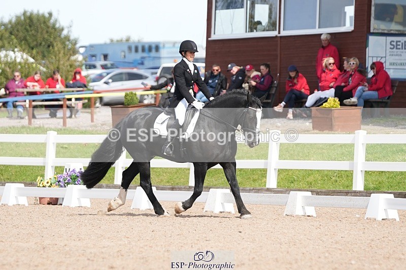 250906-140508-03868 - 021-Francesca.TurnerAlbie