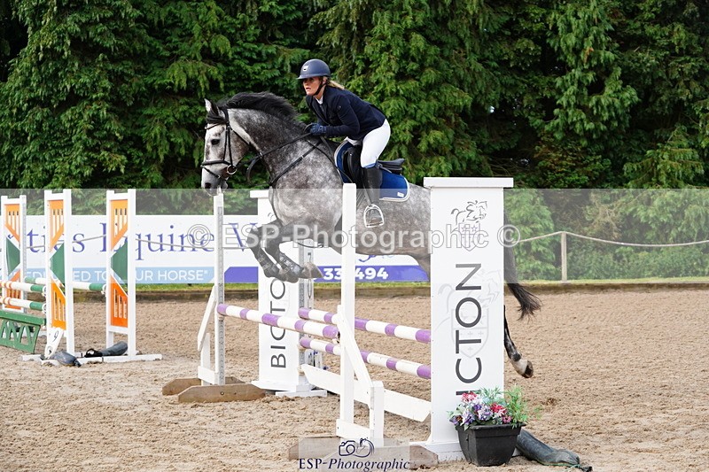 250613A-081642-00919 - Cls 8 85cm Schooling Round