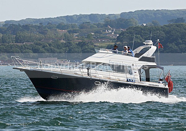 120726 GAUDEAMUS WT7A9284 - Flybridge Cruisers