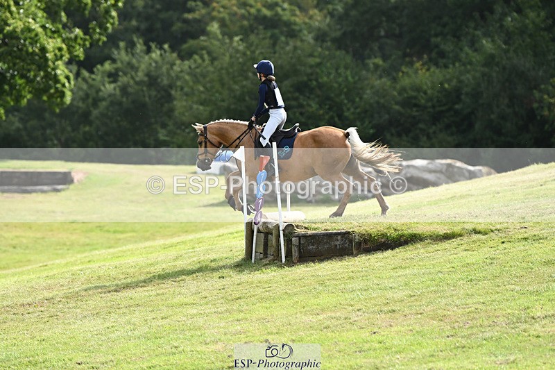 240825X-101529-31034 - 70cm XC 10.00 to 11.00