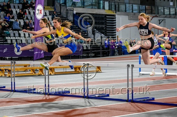 CEInv26-911275 - Track Female