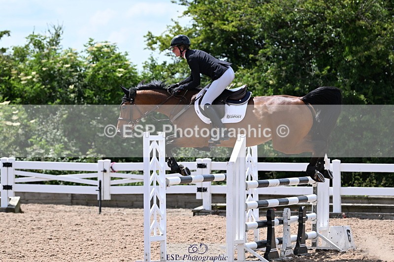 240619A-142740-00598 - Cls 4 Snr Newcomers and 1.10m Open