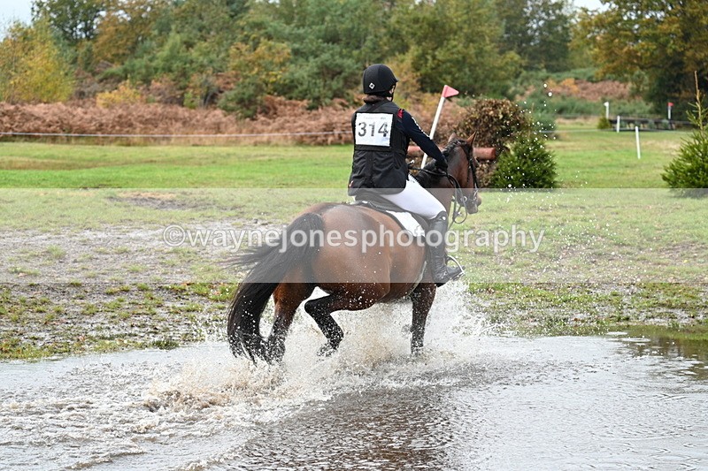 WJ7_4802 - 100cm Cam 2 Water Time 15:09 to 15:20